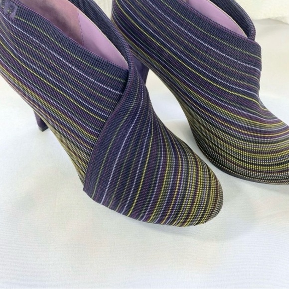 United Nude Shoes - United Nude Architectural Platform Ankle Booties Purple Graphic | Size 8.5
